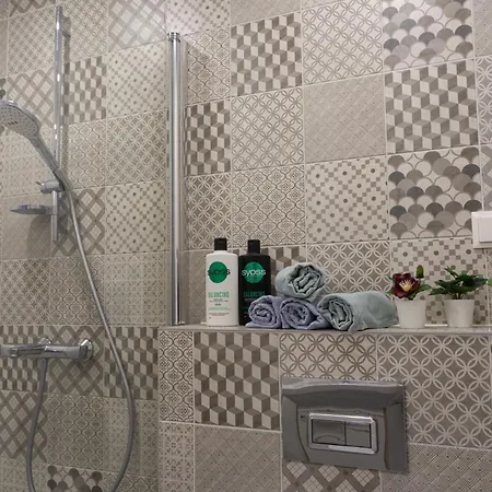アパート Vibu
